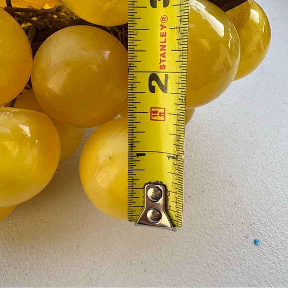 Vintage Grapes Yellow Gold Large Beads Wood Folk Art Funky MCM Grandma Cottage - Picture 8 of 9